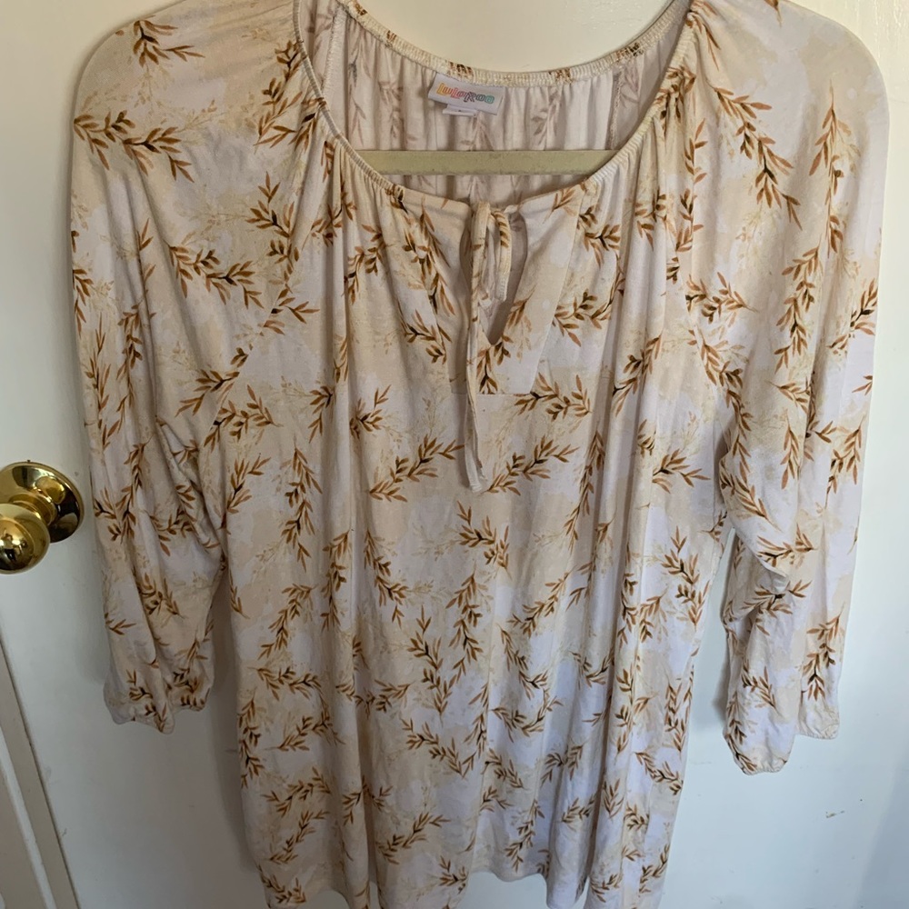 LulaRoe Debra Peasant Top L